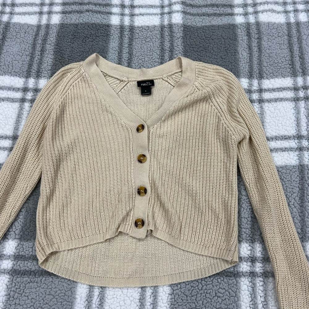 Cropped sweater